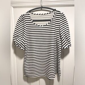 Boutique short sleeve blouse, black and white stripes Large